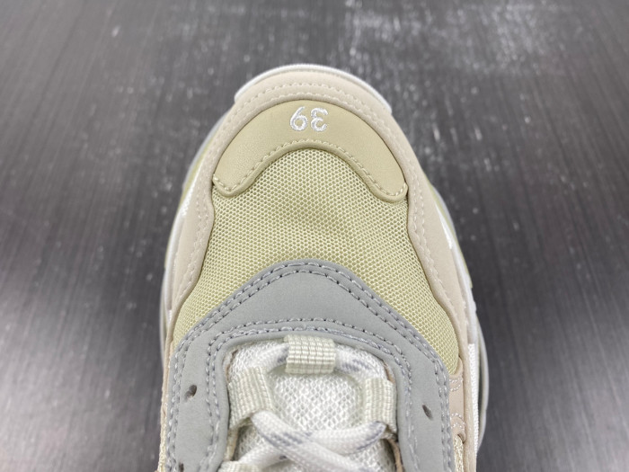 BALCIA TRIPLE S SNEAKER