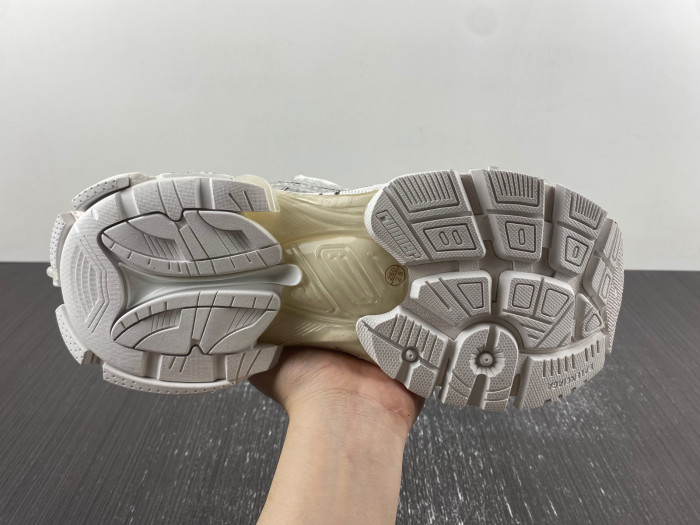 BALCIA RUNNER SNEAKER