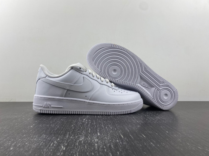 Nike Air Force 1 Low ''07 ''Triple White'' CW2288-111