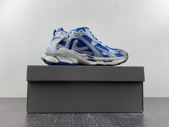 BALCIA RUNNER SNEAKER