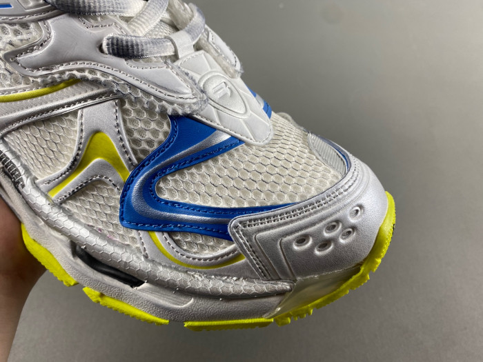 BALCIA RUNNER SNEAKER