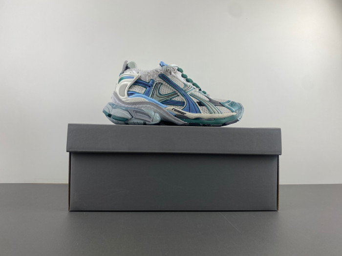 BALCIA RUNNER SNEAKER