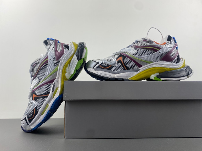 BALCIA RUNNER SNEAKER