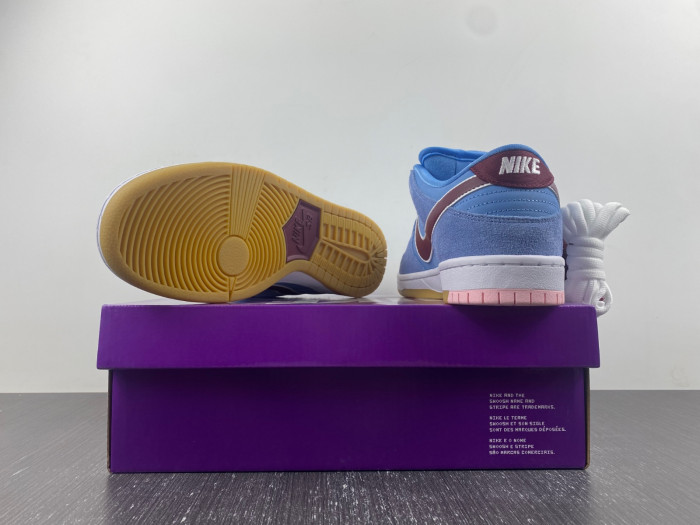 Nike SB Dunk Low Phillies DQ4040-400