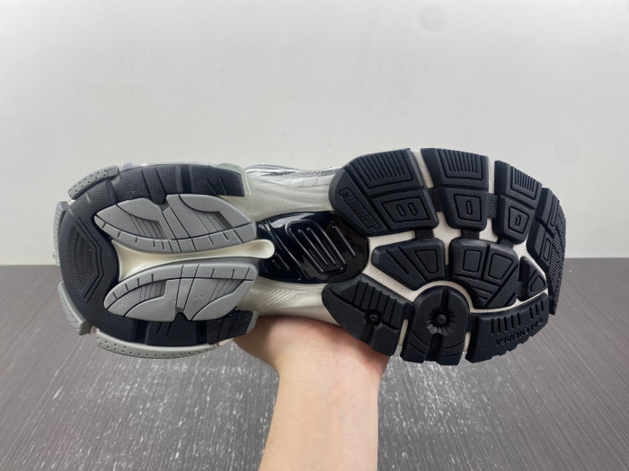 BALCIA RUNNER SNEAKER