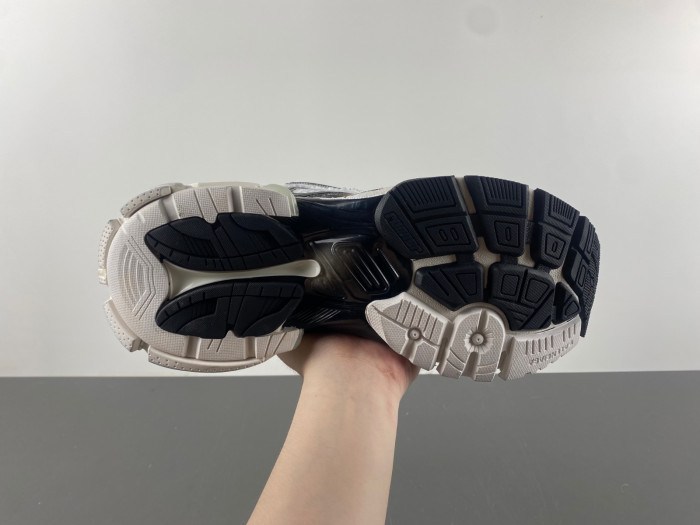 BALCIA RUNNER SNEAKER