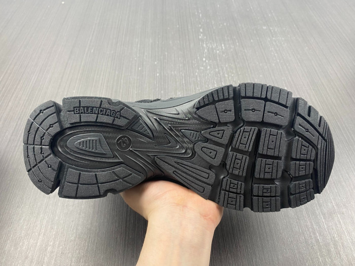 BALCIA PHANTOM SNEAKER