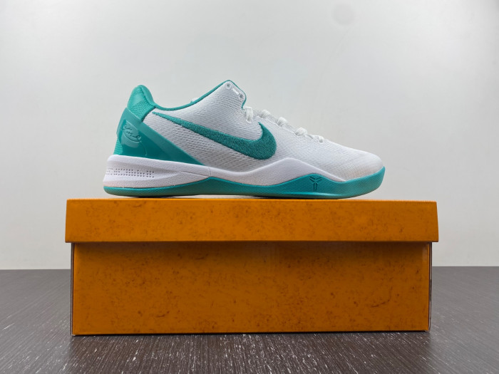 Nike Kobe 8 “Radiant Emerald” FQ3549-101