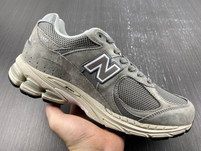 New Balance 2002R Marblehead Light Aluminum Men