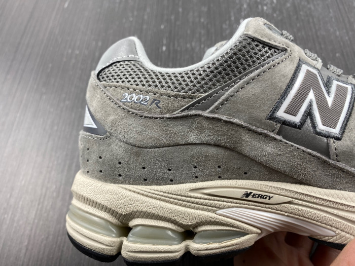 New Balance 2002R Marblehead Light Aluminum Men