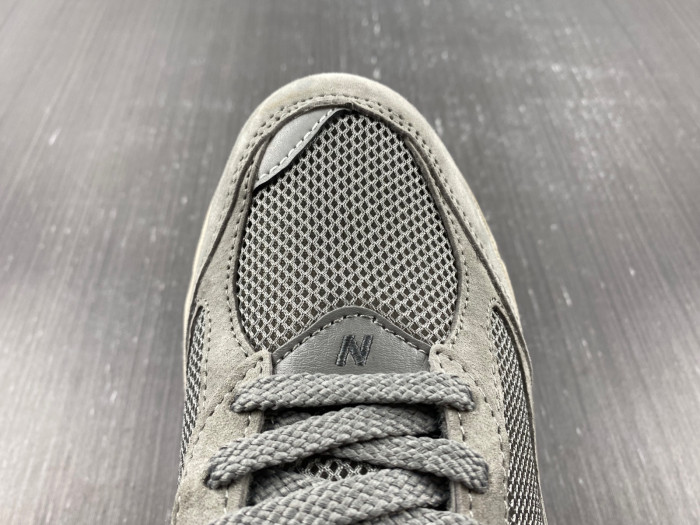 New Balance 2002R Marblehead Light Aluminum Men