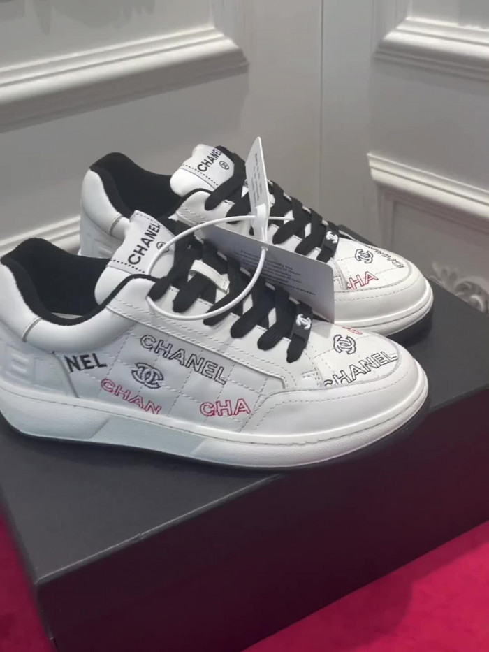 CHNL Sneaker