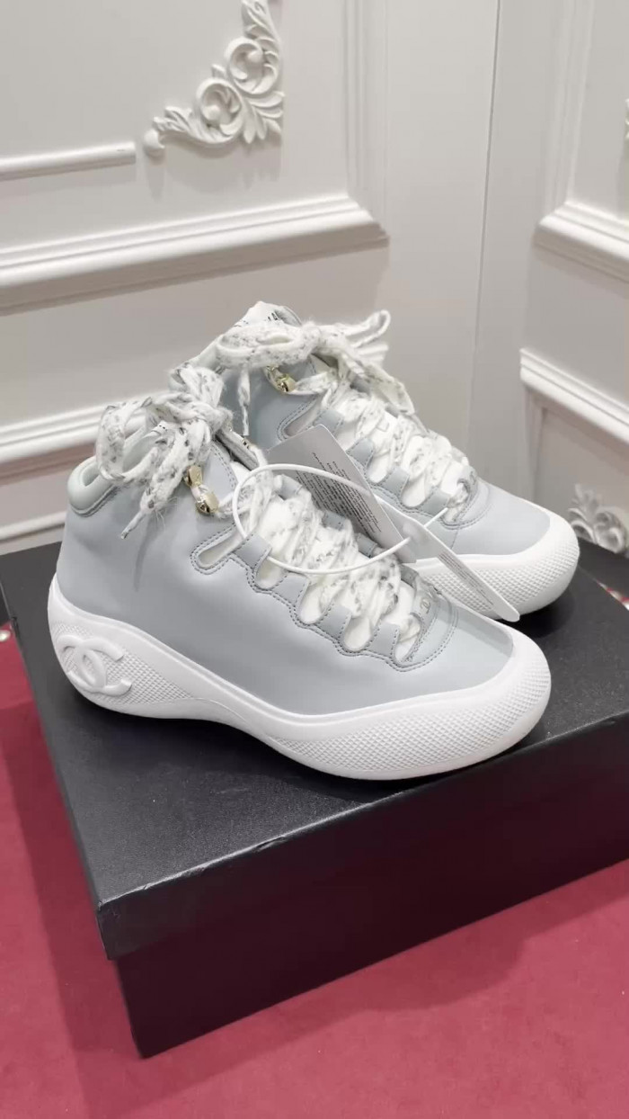 CHNL Sneaker