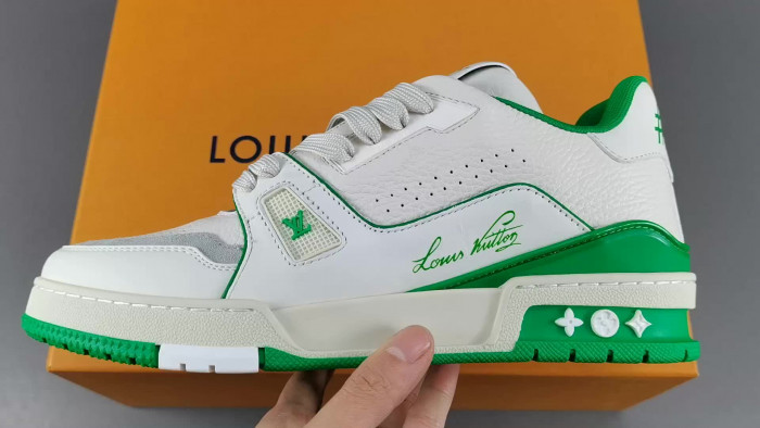 LUSV SNEAKERS