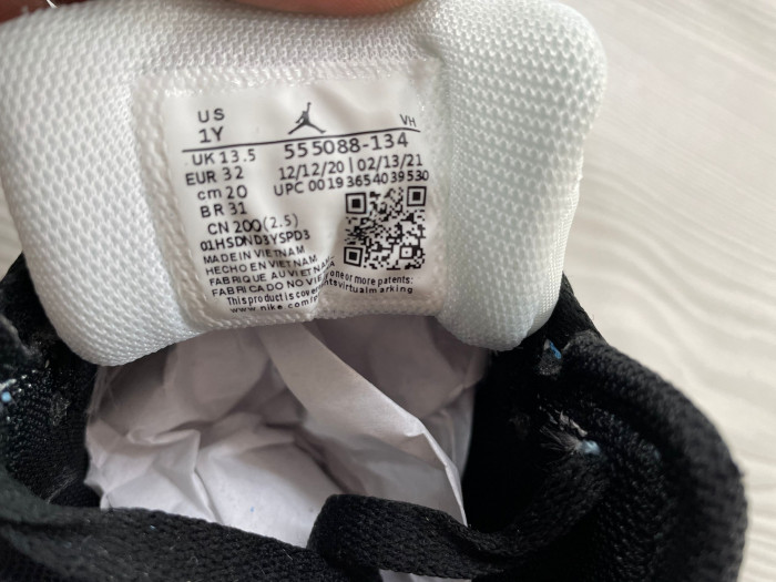 Air jordan 1 kids shoes