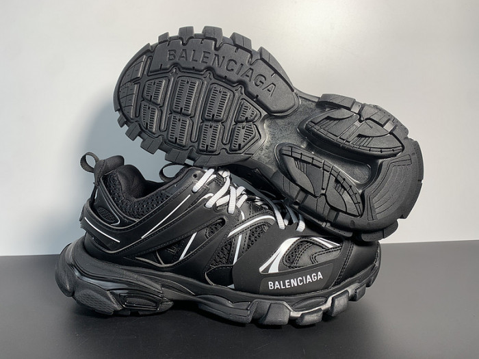 BALCIA Track SNEAKER