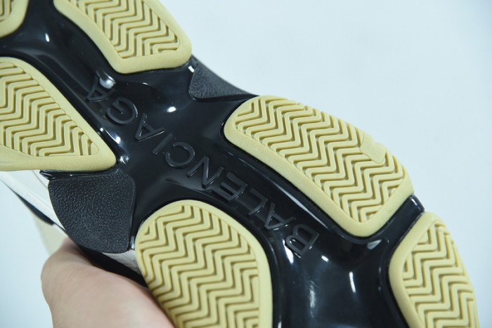 BALCIA Triple S Sneaker