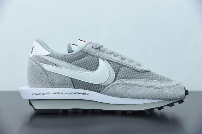 Fragment Design x sacai x LDV Waffle ''Light Smoke Grey'' DH2684-001