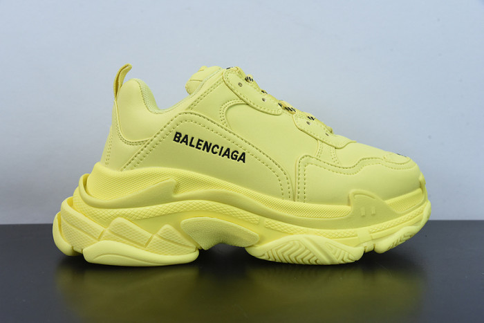 BALCIA Triple S Sneaker
