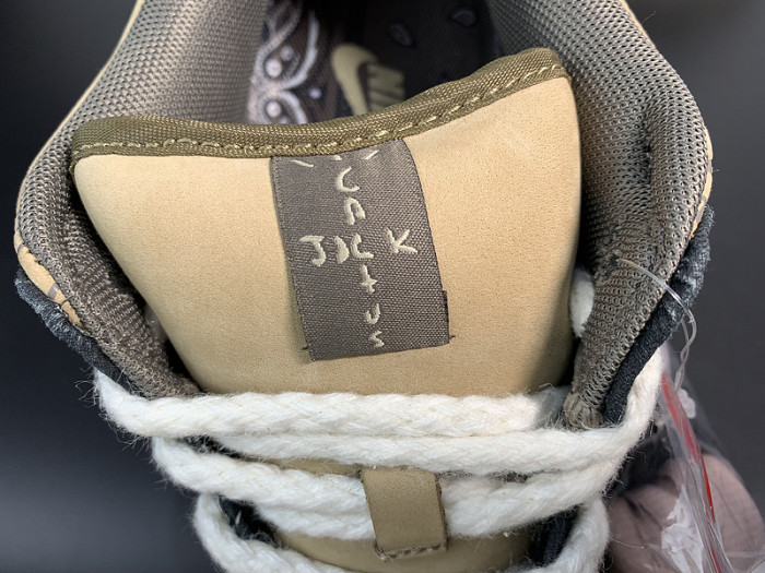 TRAVIS SCOTT X NIKE SB DUNK LOW TS CT5053-001H