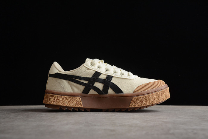 As*ic*s court trail sneaker white/black 1203a146-021