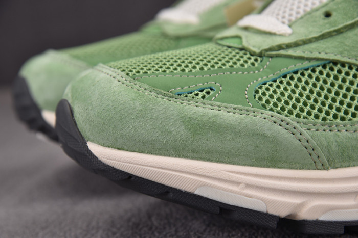 NEW BALANCE 993 "CHIVE" U993GW