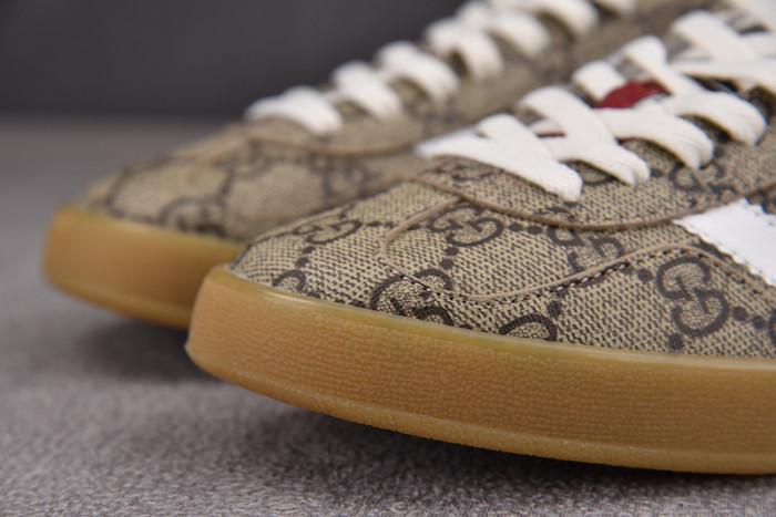 G*u*i x wmns gazelle 