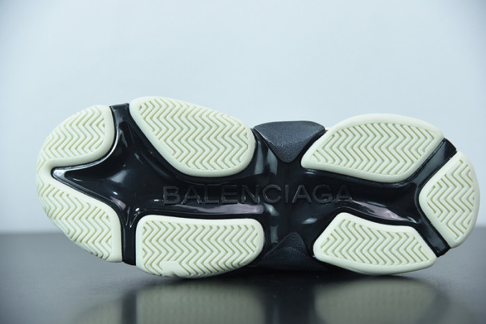 BALCIA Triple S Sneaker