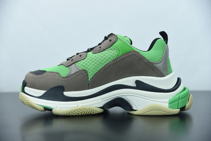 BALCIA Triple S Sneaker