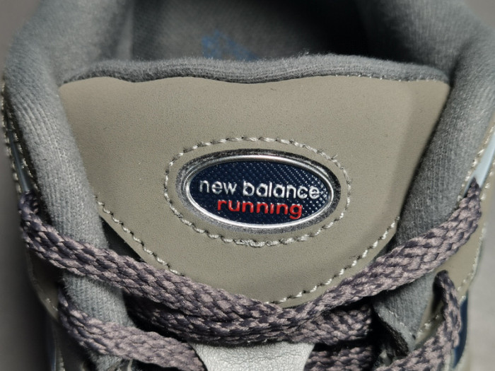 New Balance 2002R OG "Light Grey" ML2002RA