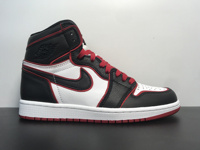 Air Jordan 1 Retro High OG ''Bloodline'' 555088-062