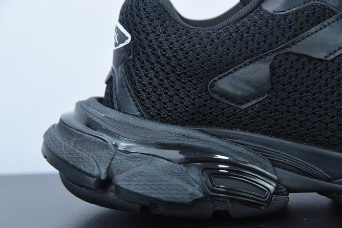 BALCIA Track SNEAKER