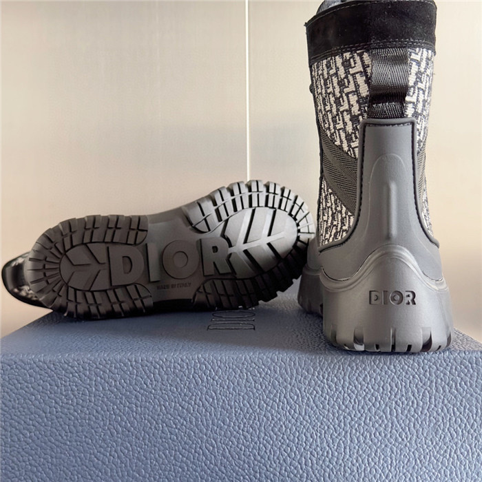DOR BOOT