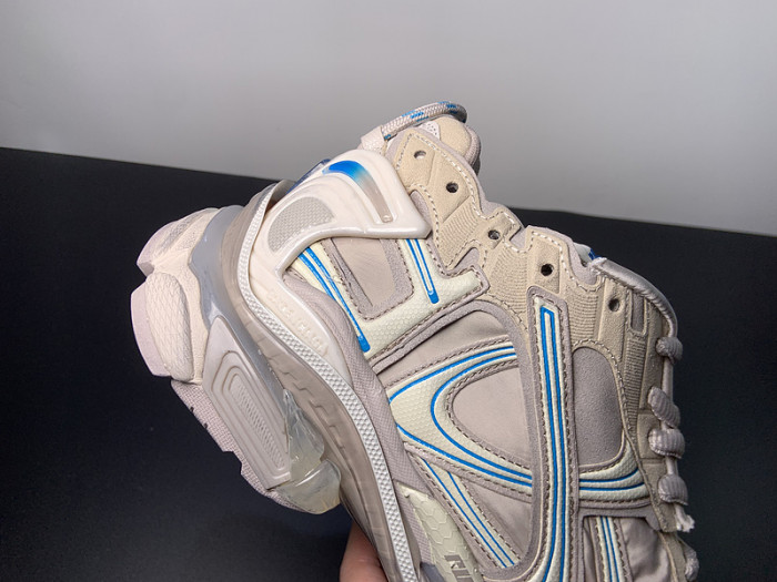 BALCIA RUNNER SNEAKER