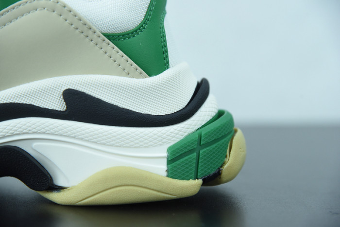 BALCIA Triple S Sneaker