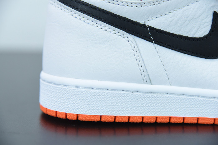 Air Jordan 1 High OG “Electro Orange” 555088-180