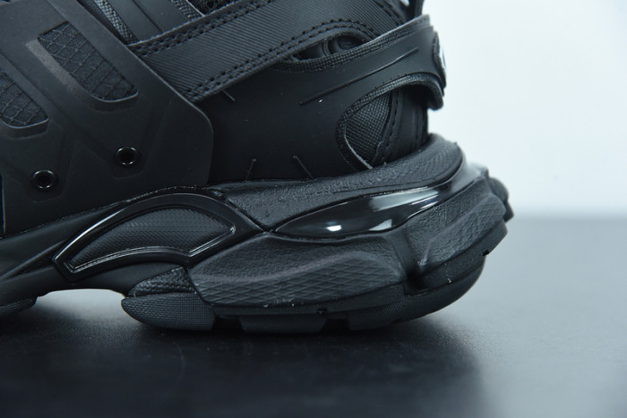 BALCIA Track SNEAKER