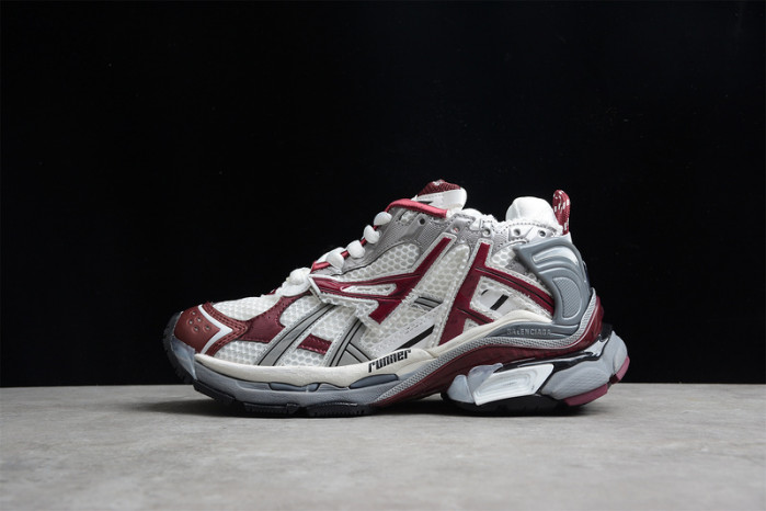 BALCIA RUNNER SNEAKER