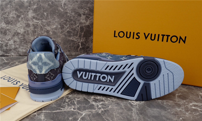 LUSV SNEAKERS