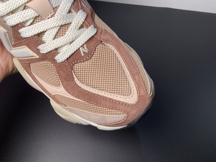 New Balance 9060 Taupe/Vintage U9060EEH