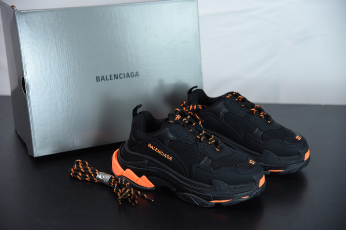 BALCIA Triple S Sneaker