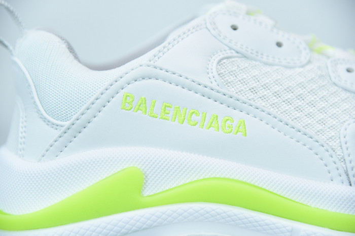 BALCIA Triple S Sneaker