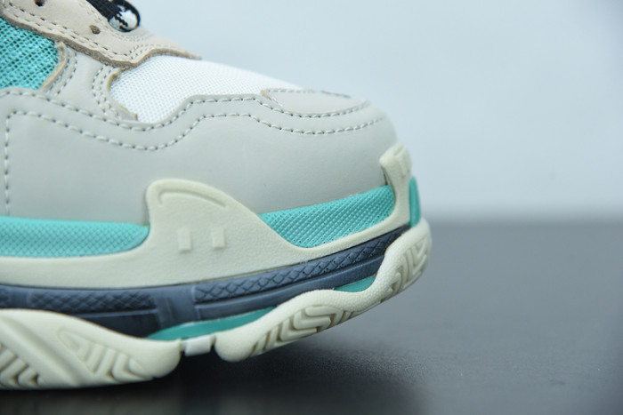 BALCIA Triple S Sneaker