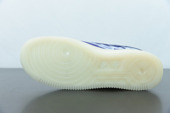 Nike Air Force 1 Low 