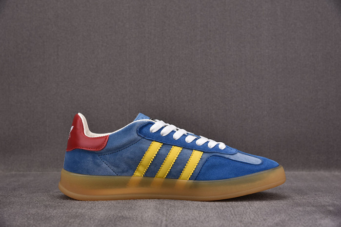 G*u*i x gazelle ''light blue suede'' hq8851