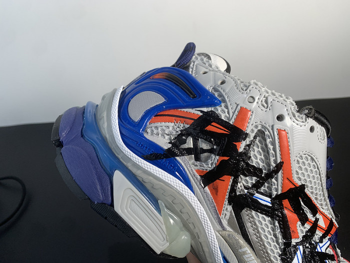 BALCIA RUNNER SNEAKER