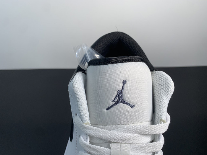 Air Jordan 1 Low White Black 553558-132