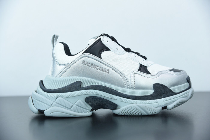 BALCIA Triple S Sneaker