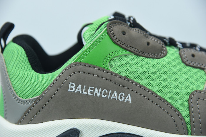 BALCIA Triple S Sneaker