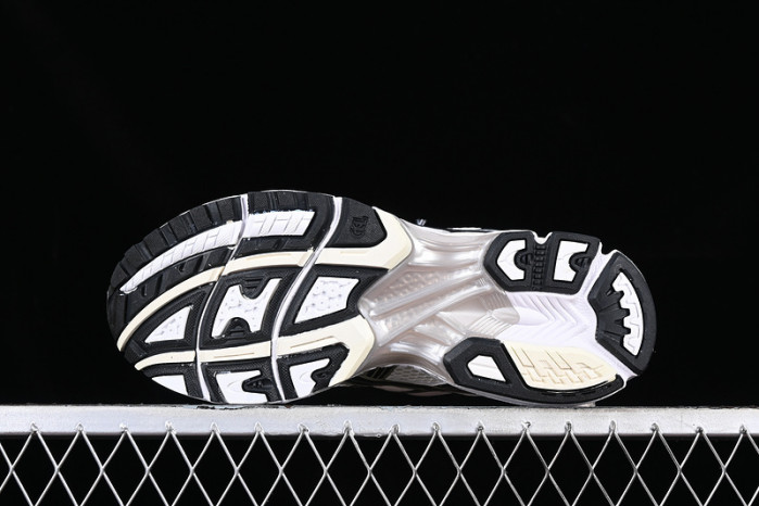 As*ic*s gel- kayano 14 cream black metallic plum 1201a019-108.